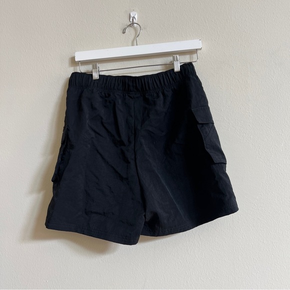 Nike Sportswear Essential Women's Woven High-Rise Shorts Size Medium - Picture 4 of 4